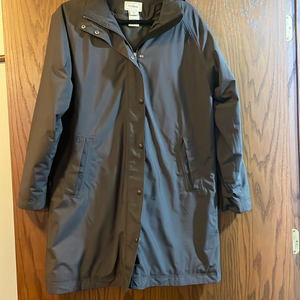 EUC LLBean rain coat with removable lining